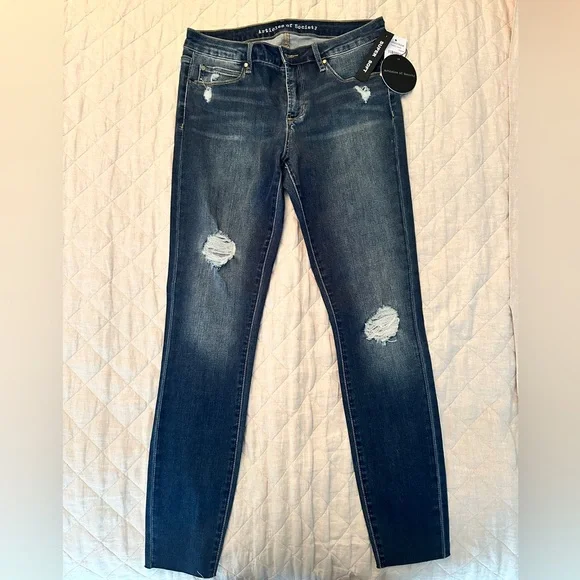 🆕 Articles of Society distressed jeans, NWT in Prairie wash, size 29. Brand NWT - Picture 2 of 8